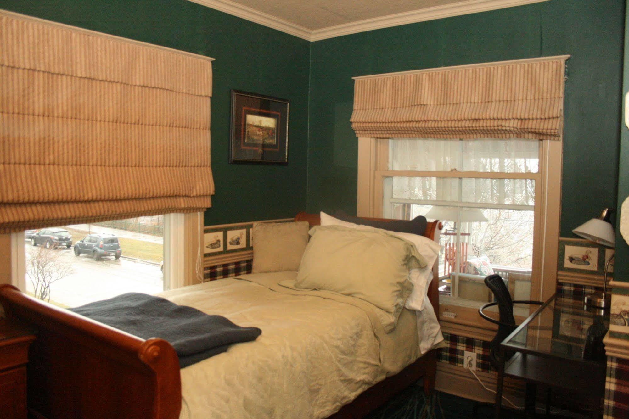 Rose Arden Bed & Breakfast Хамилтън Екстериор снимка