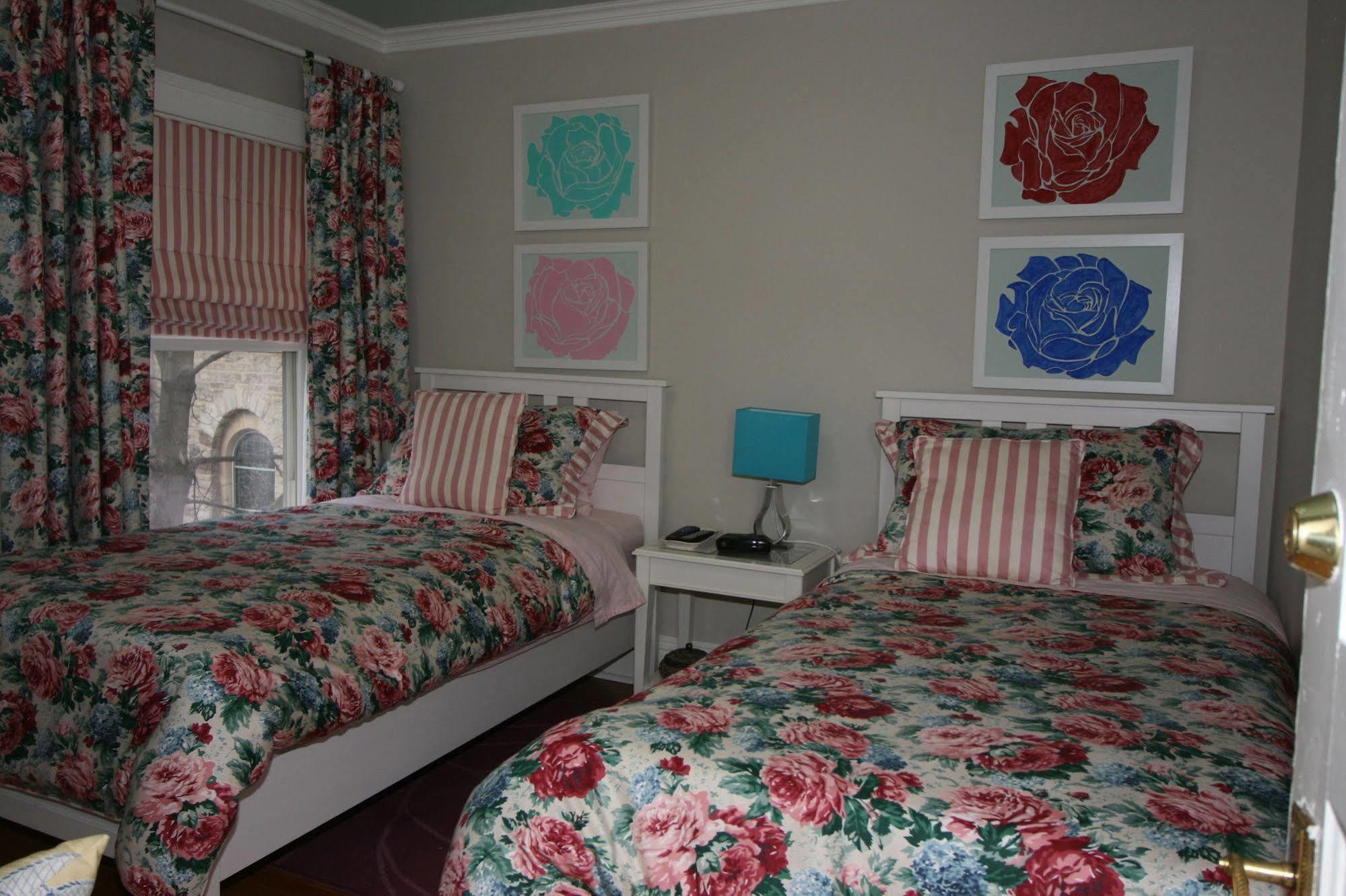 Rose Arden Bed & Breakfast Хамилтън Екстериор снимка