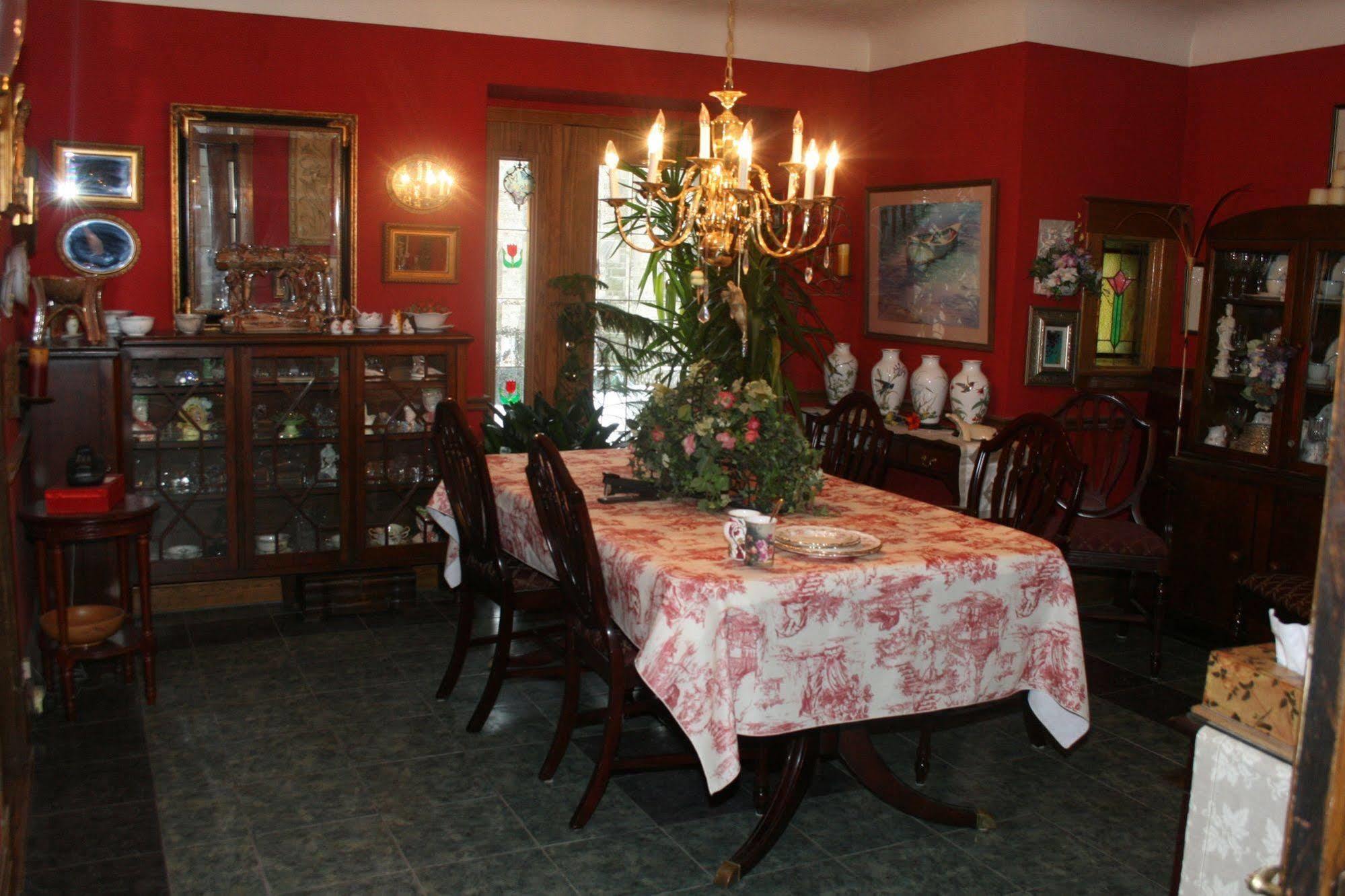 Rose Arden Bed & Breakfast Хамилтън Екстериор снимка