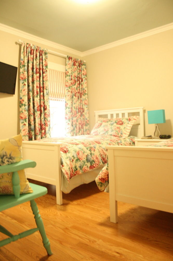 Rose Arden Bed & Breakfast Хамилтън Екстериор снимка